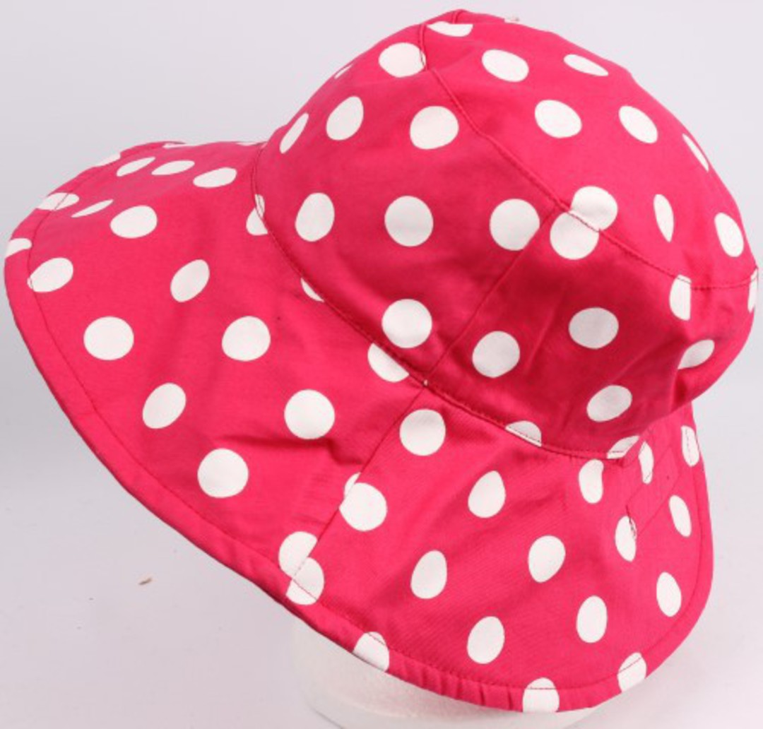 Reversible spotted ponytail hat pink/white Code: HS/5790 image 0